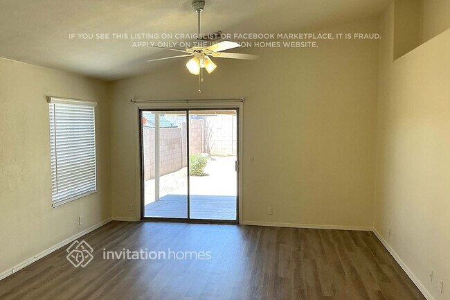 Building Photo - 10630 E Emerald Ave