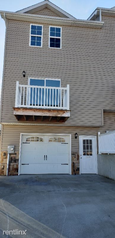 Foto del edificio - 2 br, 2.5 bath Townhome - 5 Tall Grass Ln
