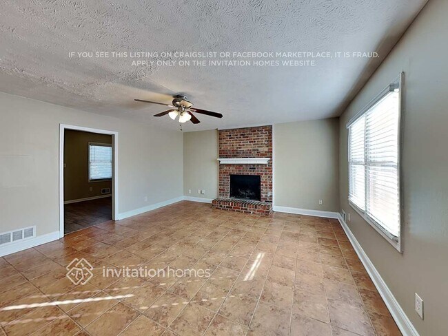 Building Photo - 2030 Donna's Cove Dr