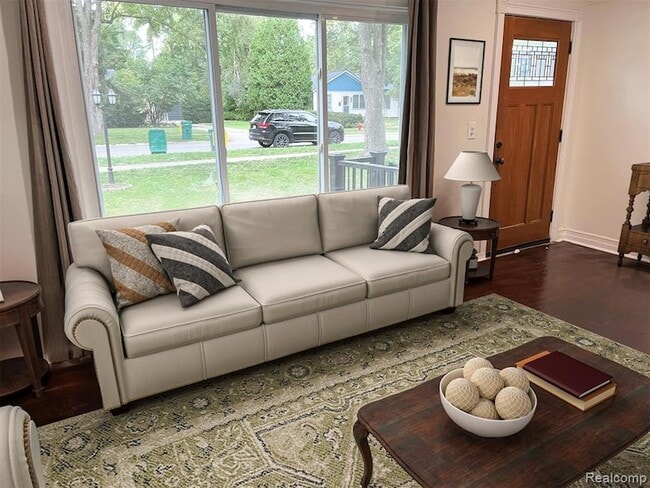 Building Photo - 23096 Hawthorne St