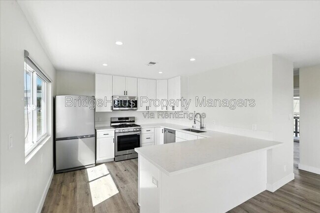 Building Photo - 4971 72nd St