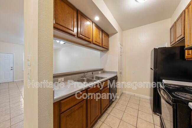 Foto del edificio - 518 Dukeway Dr