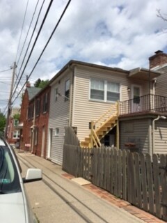 Pine St Entrance - 536 W Lemon St