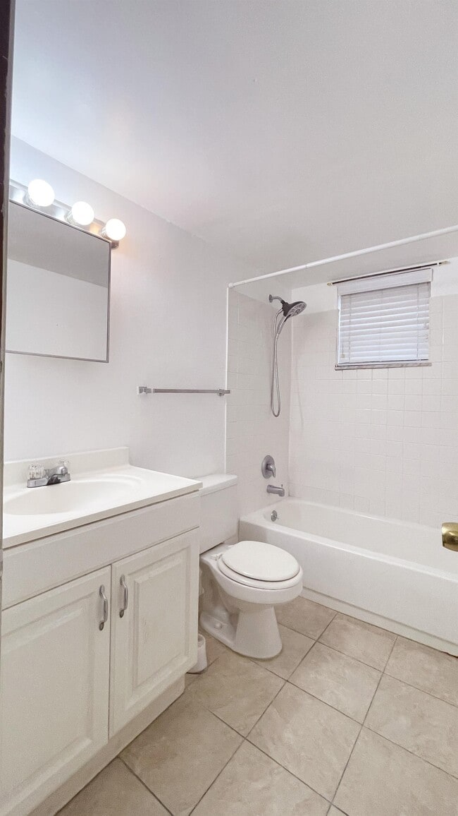 Photo - 1041 SE Monterey Rd Townhome