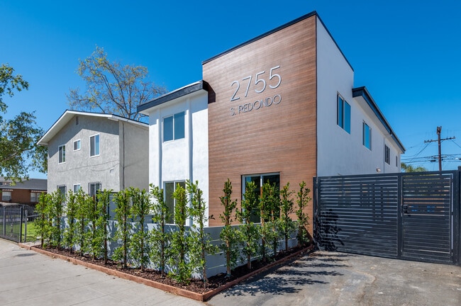 Building Photo - 2755 S Redondo Blvd