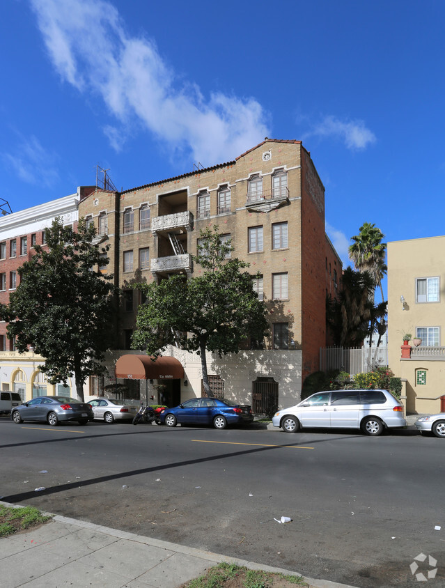 757 S New Hampshire Ave, Los Angeles, CA 90005 - Apartments in Los ...