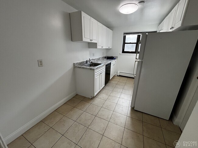 Building Photo - 44 A Harvard Ave