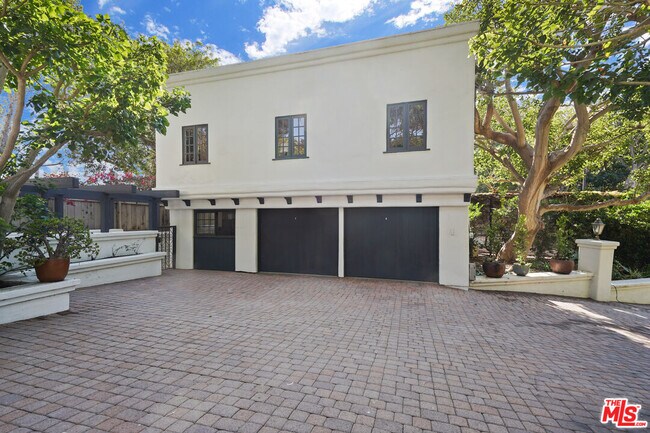 Building Photo - 6611 Portshead Rd