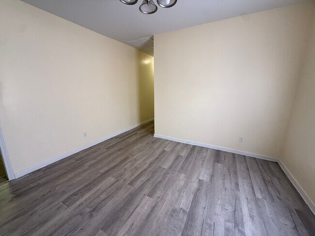 Foto del edificio - 5 Bedrooms, 2 Bathrooms - Home in East Rome!