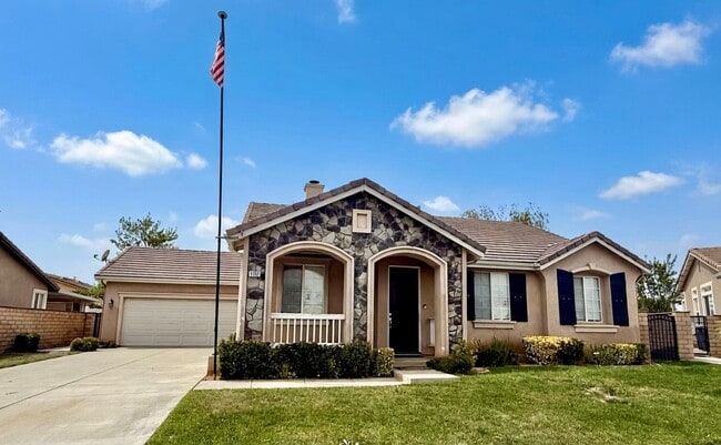 Building Photo - 1193 Woodburn Cir