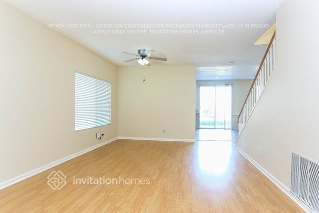 Foto del edificio - 27438 Fallbrook Ct