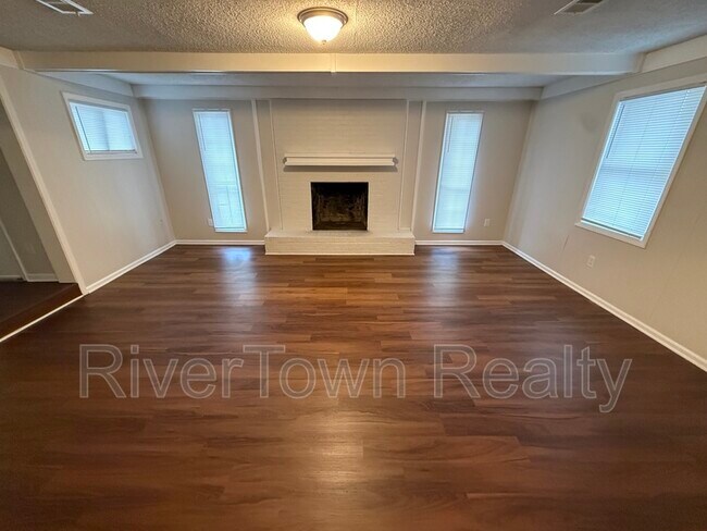 Building Photo - 824 Milstead Rd