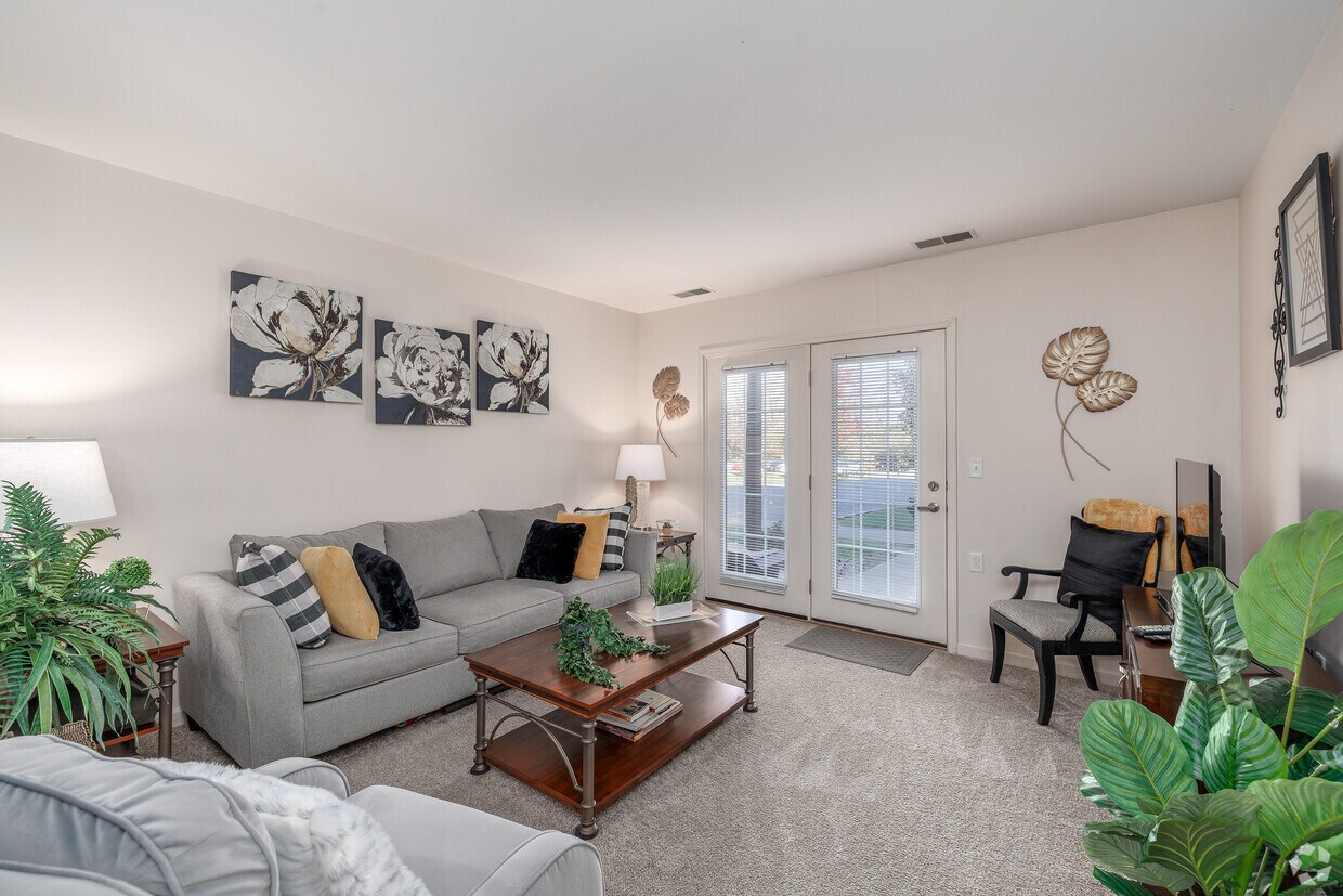 Foto principal - New Hartford Square Senior Apartments