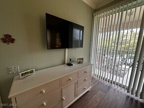 Building Photo - 9170 Southmont Cove