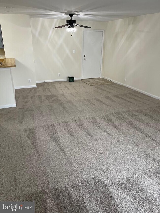 Foto del edificio - 200 Grosvenor Ln
