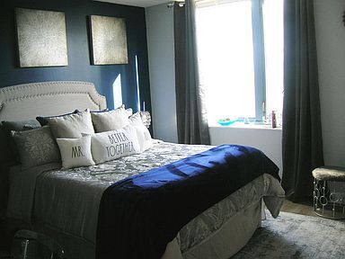 Foto principal - Stunning, Fully Renovated 2BR/2BA Condo at...