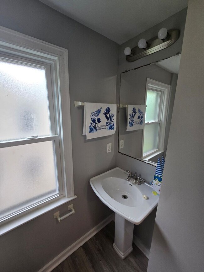 Foto del edificio - 3 BEDROOM SINGLE FAMILY