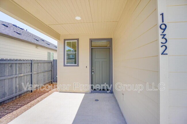 Foto del edificio - 1932 NW 18th Ave