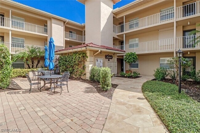 Building Photo - 1051 Foxfire Ln