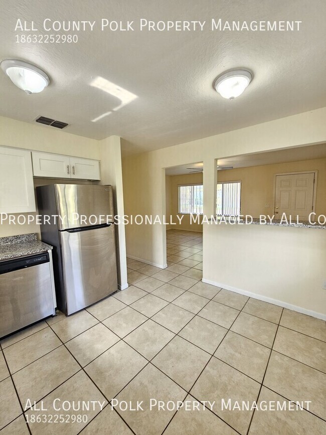 Building Photo - 235 Leelon Rd
