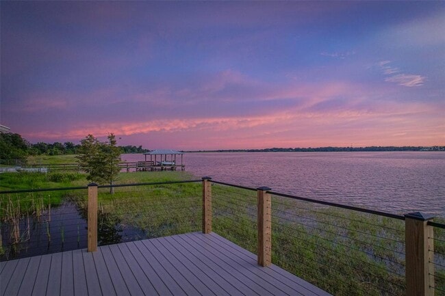 Building Photo - 583 FL-559