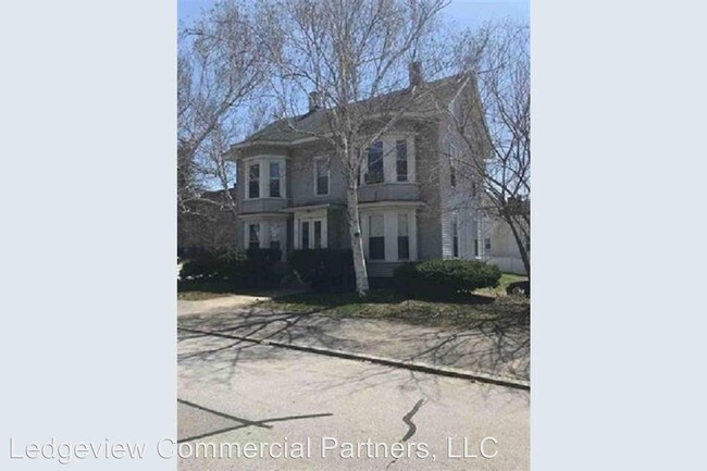 Building Photo - 159 Orange St