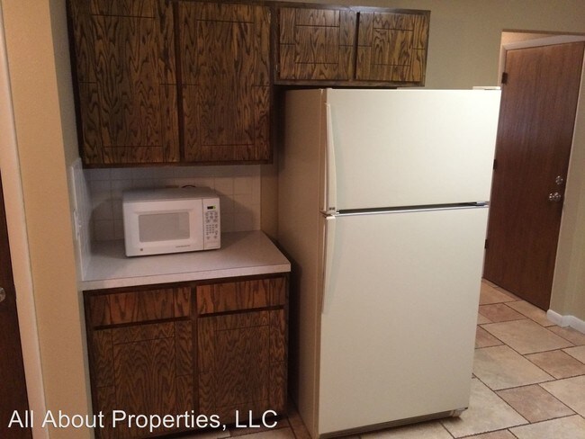 Building Photo - 501 36th Avenue Ct