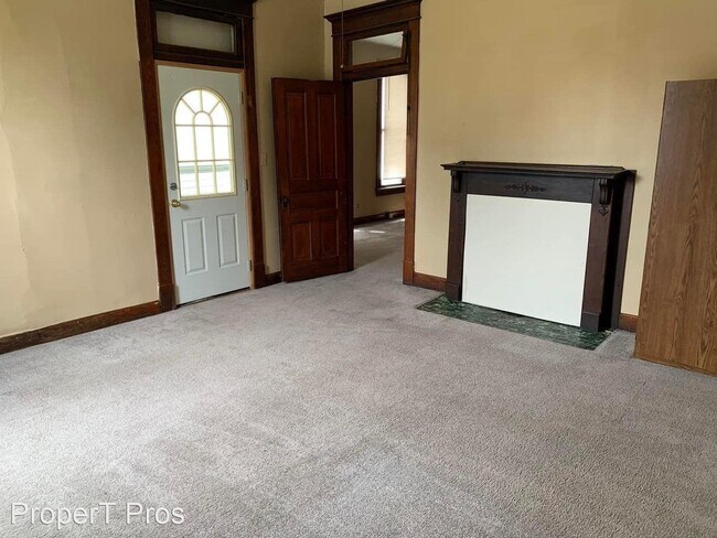 Building Photo - 3 br, 1 bath House - 1219 Stinson Avenue