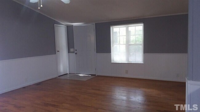 Building Photo - 800 Latimer St