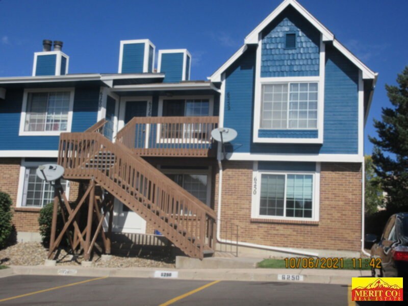 Primary Photo - 6250 Village Ln