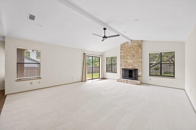Building Photo - 12405 Blossomwood Dr