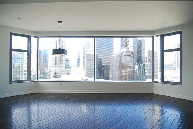 Foto del edificio - 801 S Grand Ave