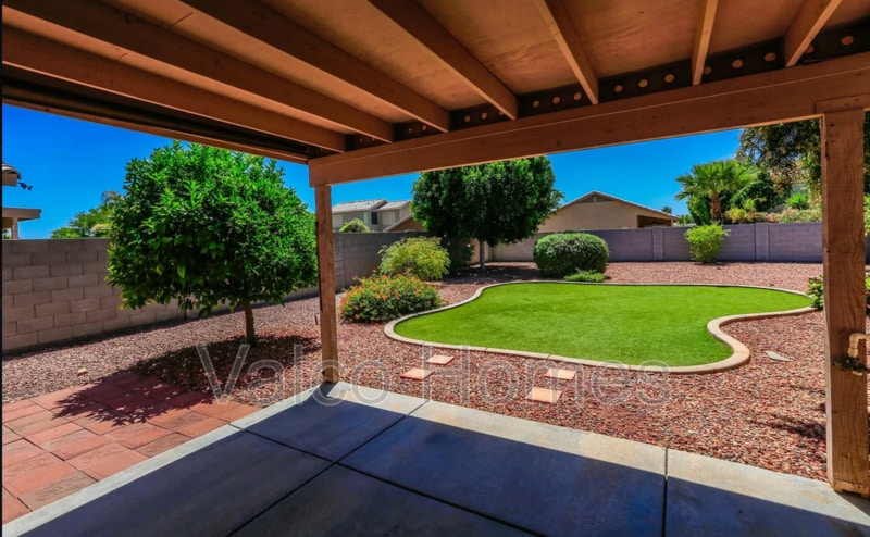 Building Photo - 6617 W Avenida Del Rey