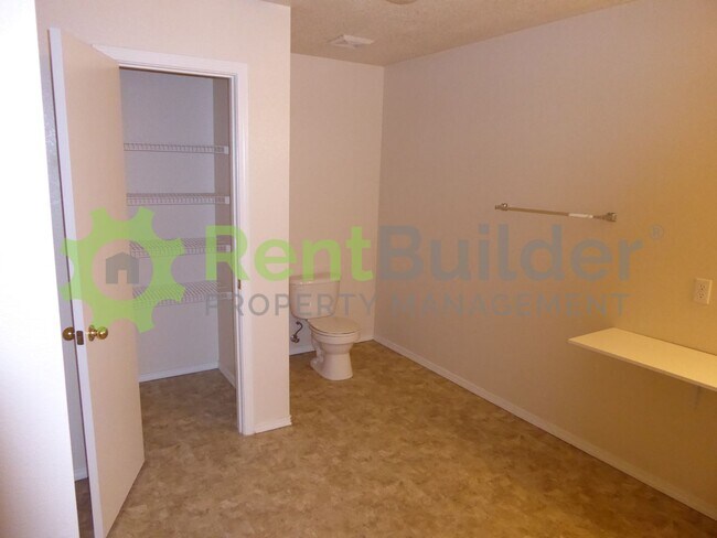 Foto del edificio - CALL US TODAY AT (505) 808-6467 TO SCHEDUL...