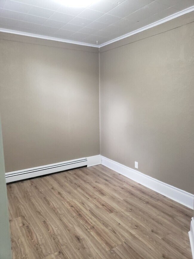 Foto del edificio - 1012 7th St E