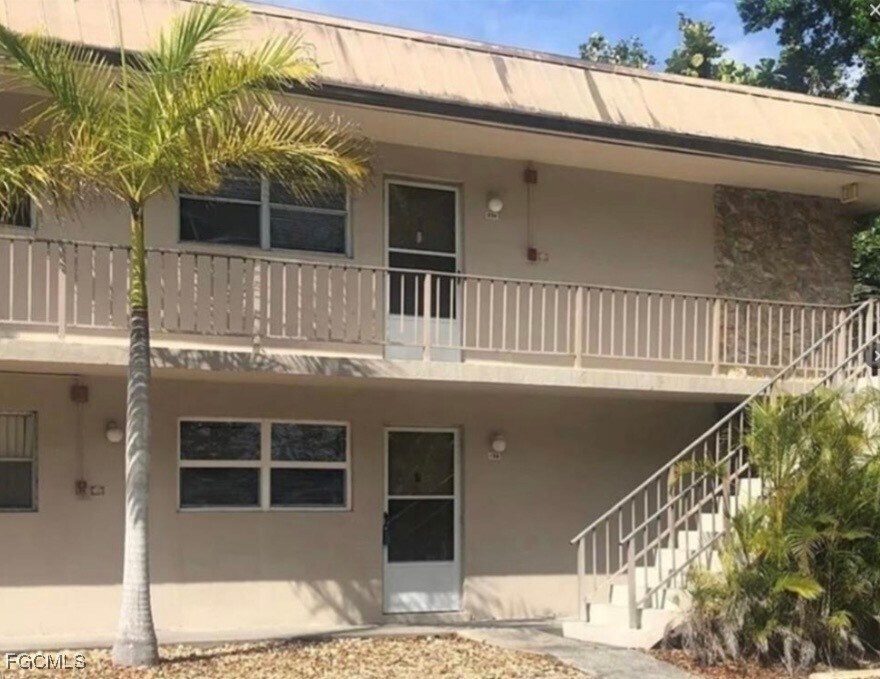 Foto principal - 1560 Colonial Blvd