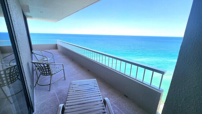 Foto del edificio - 5510 N Ocean Dr