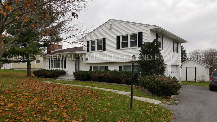 Primary Photo - 324 Brown Blvd
