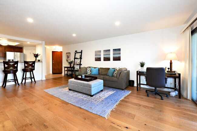 Foto del edificio - 1633 S Bentley Ave