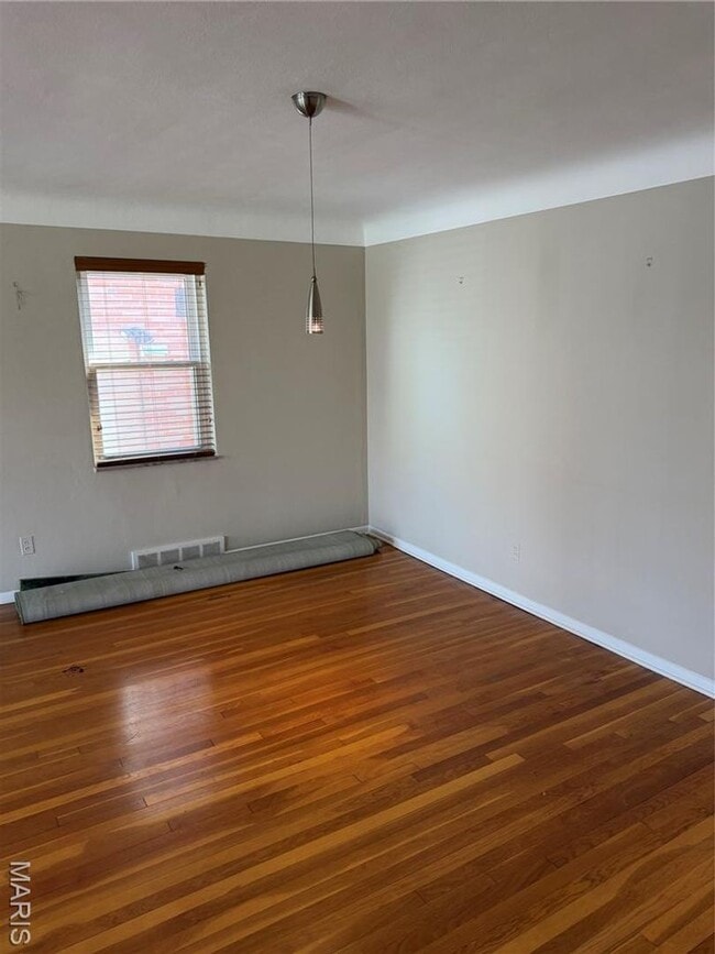 Building Photo - 7828 Cornell Ave