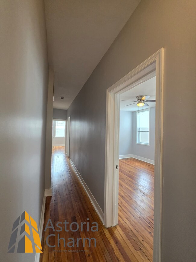 Foto del edificio - 607 E 41st St