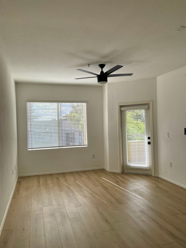 Building Photo - 18416 N Cave Creek Rd