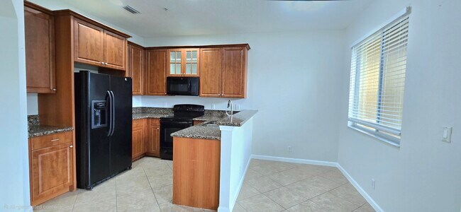 Foto del edificio - 4305 Coventry Pointe Way