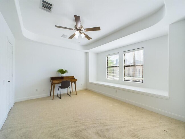 Foto del edificio - 2216 Mason St