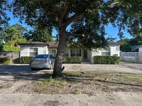 Building Photo - 520 NW 104th St