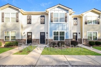 Building Photo - 402 Whippet St