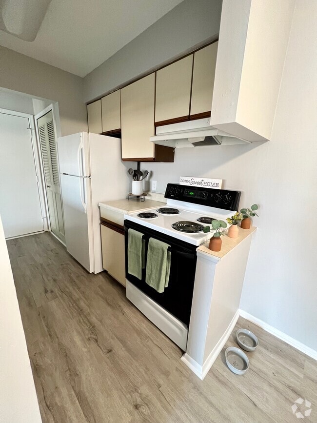 Valleyview Apartments for Rent with a Garage Flushing, MI 5 Rentals