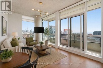 Building Photo - 20 Minowan Miikan Ln