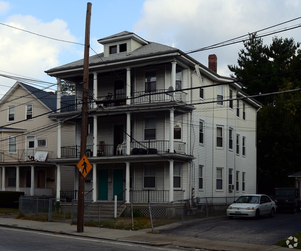 Foto del edificio - 647-649 Smith St