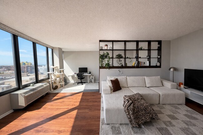 Foto del edificio - 5320 N Sheridan Rd